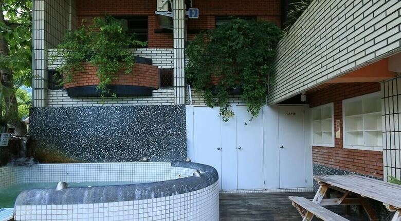 Spring Hotel