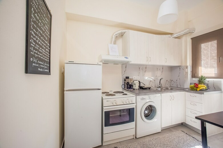 Live As A Greek In Ariadne Apartment