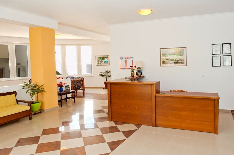 Aparthotel Thodorou Village