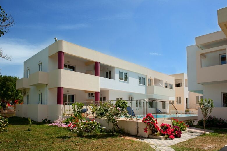 Aparthotel Thodorou Village