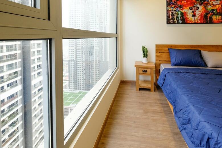 Hotel Ambassador Apartment - Vinhomes Central