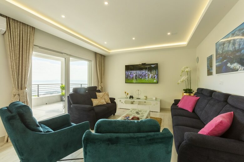 Villa Romance