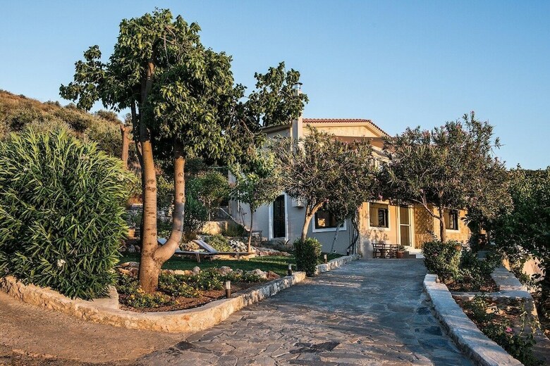 Aoria Estate Villa