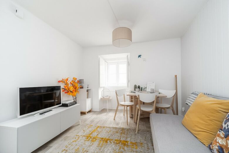 Apartamentos Nomads Lisbon Castello Flats