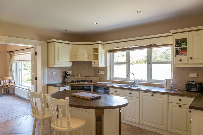 Ballinakill Lodge