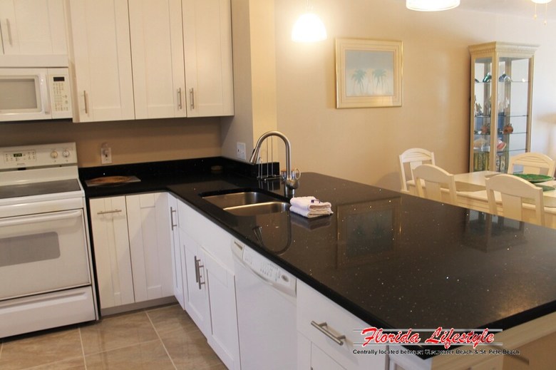 Apartamentos Sea Breeze 303
