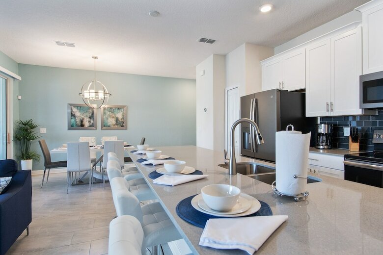Amazing 4bd Pool Hm, Storey Lake-4995swa