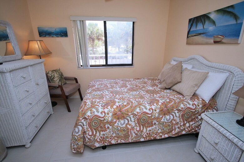 Reef Club 103