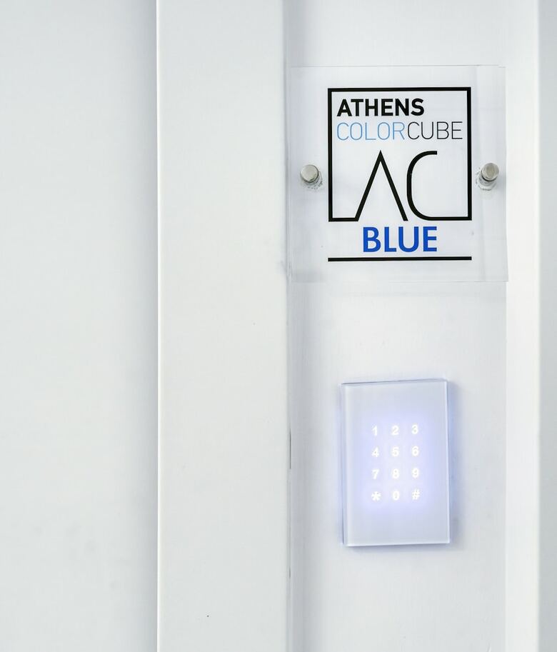 Apartamentos Athens Color Cube