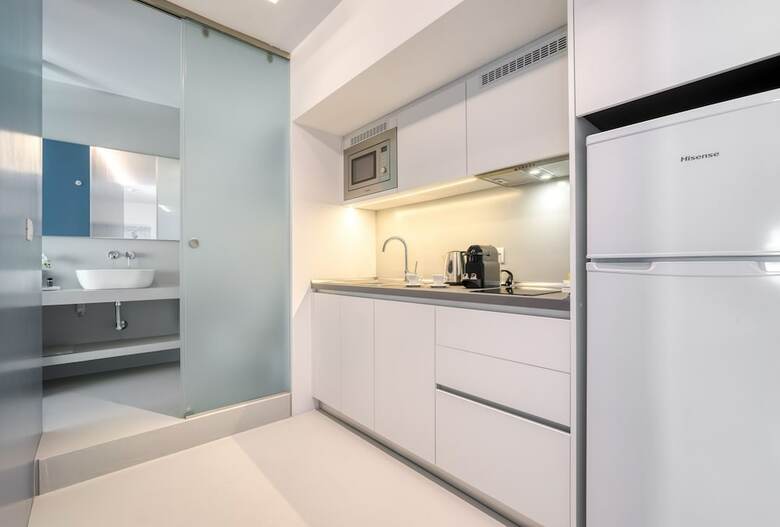 Apartamentos Athens Color Cube