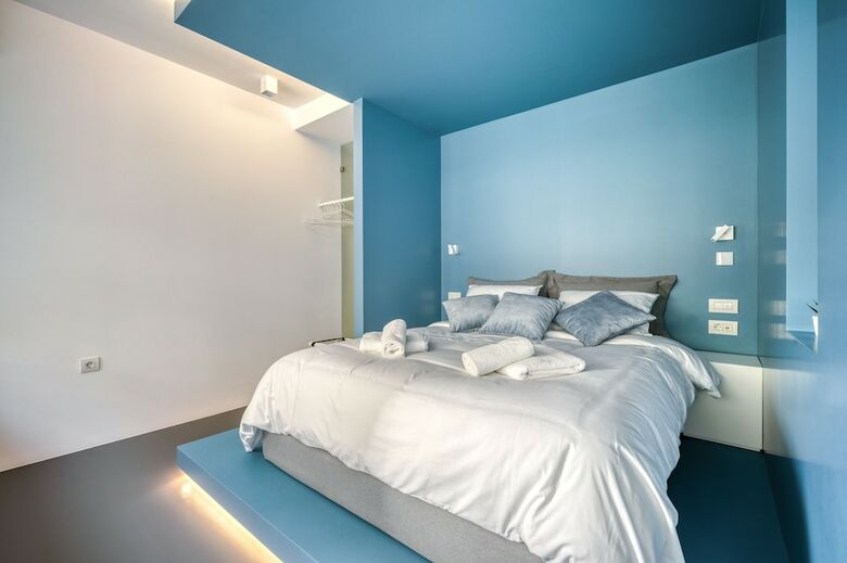 Apartamentos Athens Color Cube