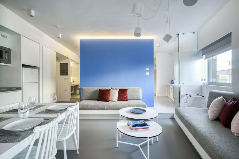 Apartamentos Athens Color Cube