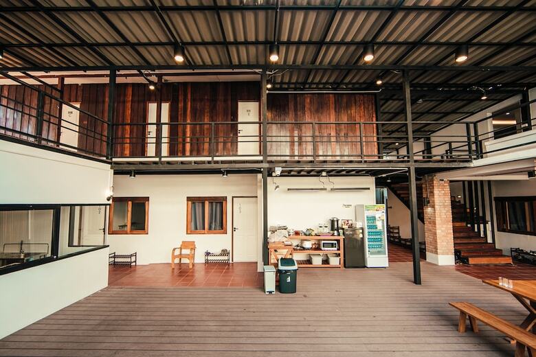 Hostal Sylvis Hostel Chiangmai