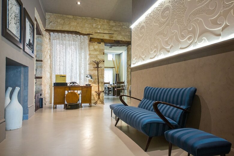 Bed & Breakfast Artstudio6 Concept House