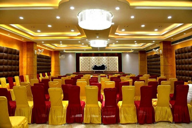 Hotel Mastana Palace