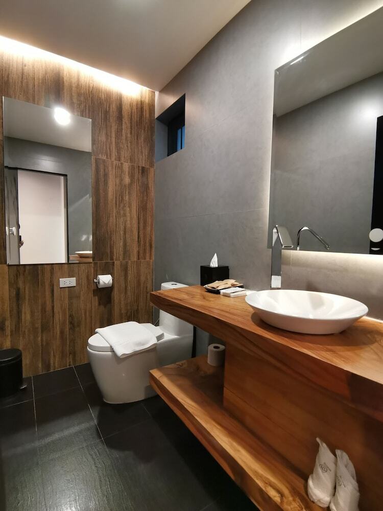 M5 Hotel
