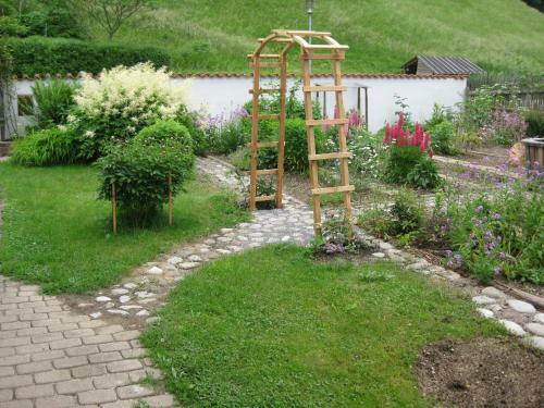 Suzanne's B&B & Gardens