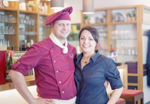 Hostal Gasthaus Und Pension Zur Linde