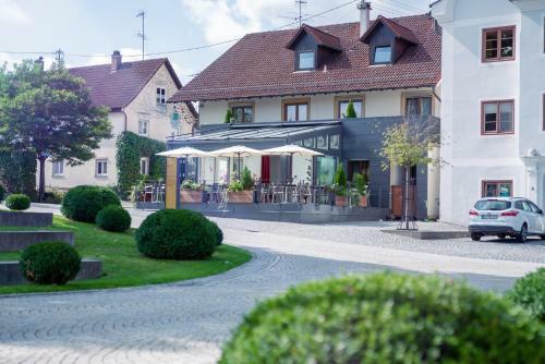 Hostal Gasthaus Und Pension Zur Linde
