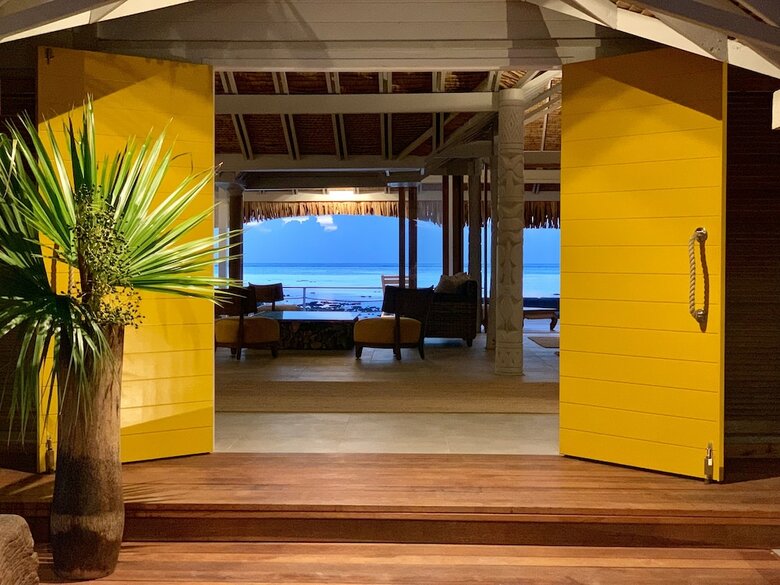 Hotel Moorea Island Beach