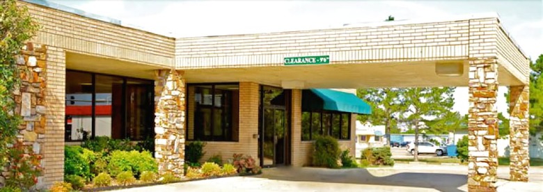 Hotel Limetree Inn & Suites