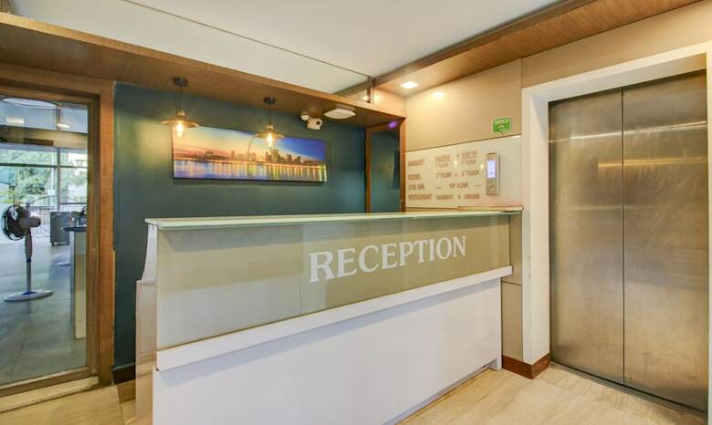 Hotel Treebo Trend Aura