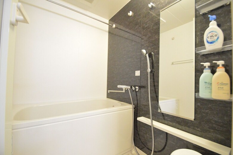 Apartamentos Color Tsuruhashi