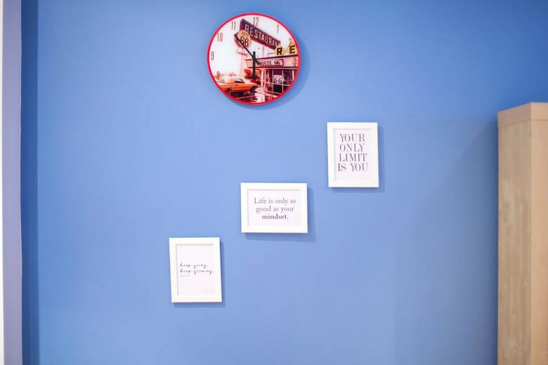Blue Happy Apartment
