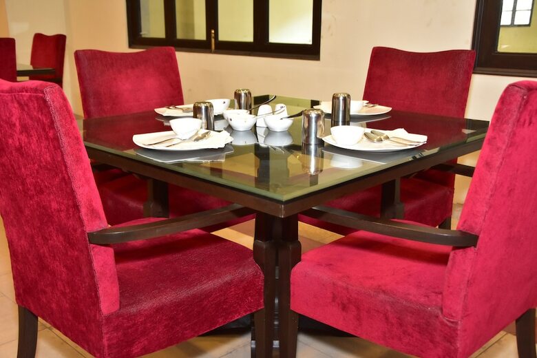 Hotel Shree Vallabh Vilas Lords Plaza