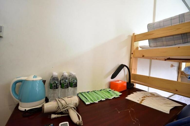 Hotel Yiwa Homestay