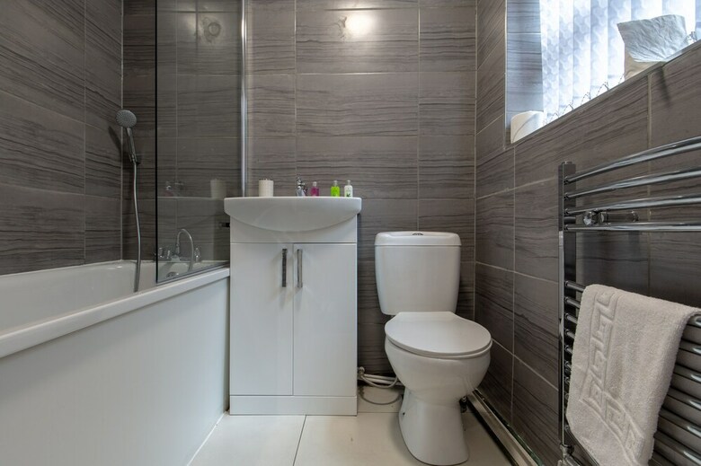 Lux Apartments 3 Bedroom House - Bala