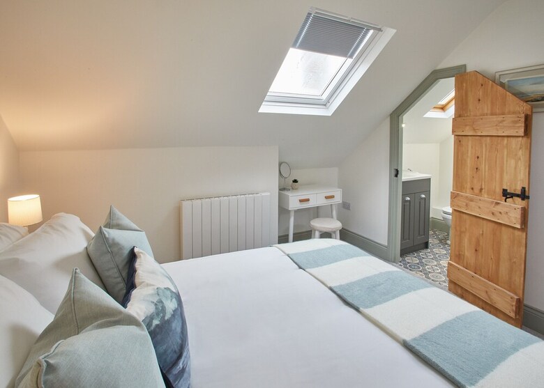 Threadneedle Cottage