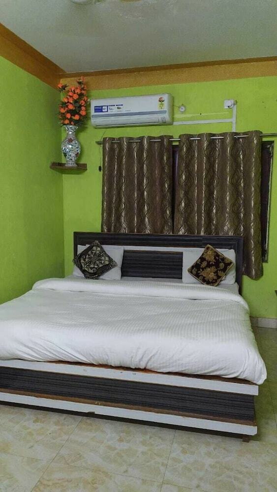 Hotel Adb Rooms Mahaveer International