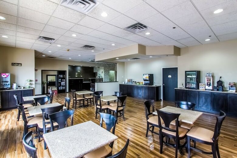 Hotel Quality Inn & Suites Moline - Quad Cities