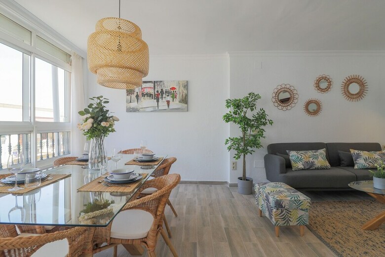 Sunny Terrace Apartment, Old Town Views