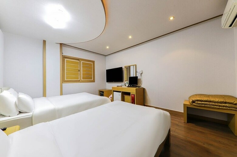 Hotel Tongyeong Eli Motel