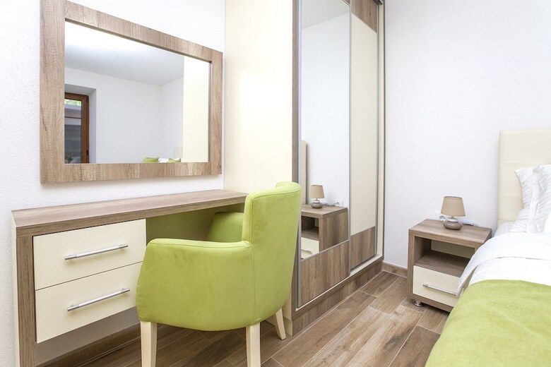 Apartments Mezini 11
