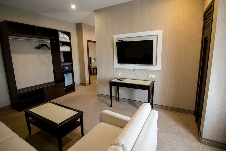Al Mar Hotel
