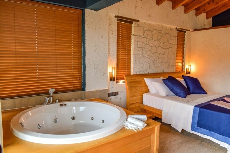 Fethiye'de Ozel Havuzlu Luks Villa Orange