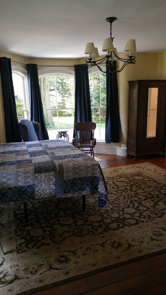 Bed & Breakfast Sheffield 1802 House