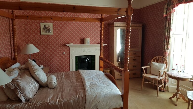 Bed & Breakfast Dufferin Coaching Inn & Hall