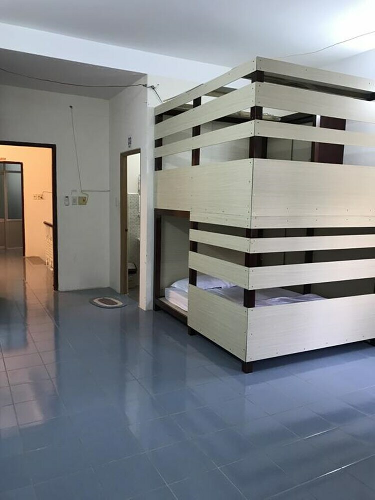 Hostal Bui Hostel