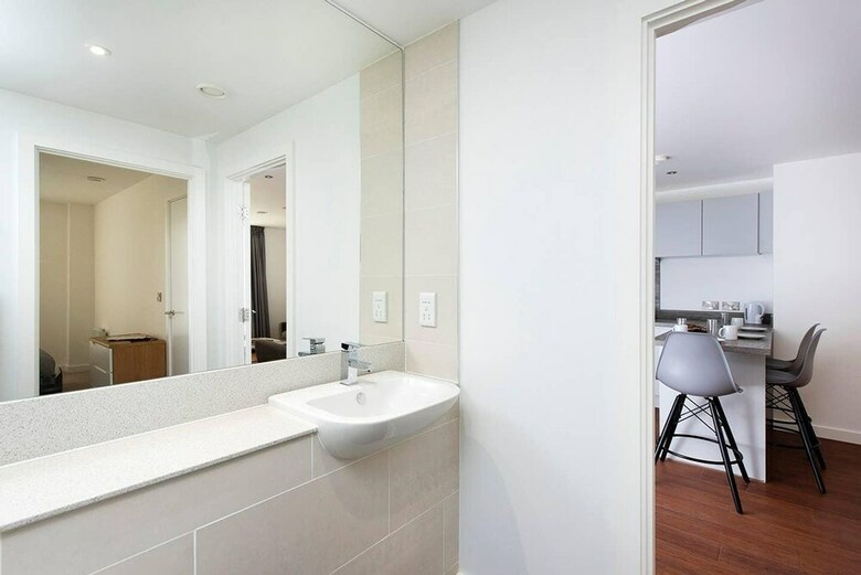 Lovely 2 Bed City Centre Apartment