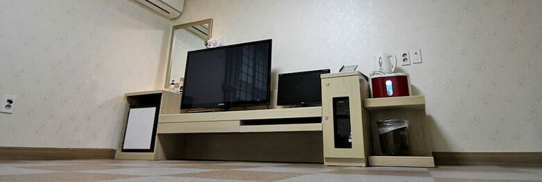 Chuncheon Central Hotel