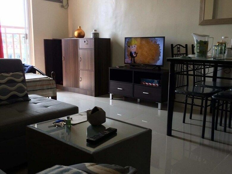 Apartamentos Para�aque Airport Hometel