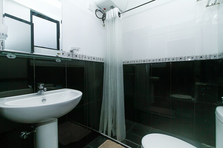 Oyo 511 Delphin Hotel