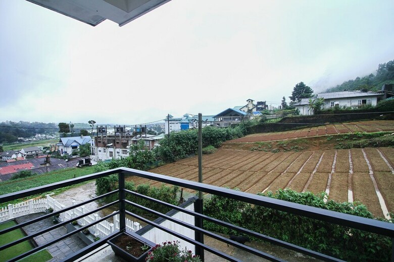 Oyo 511 Delphin Hotel