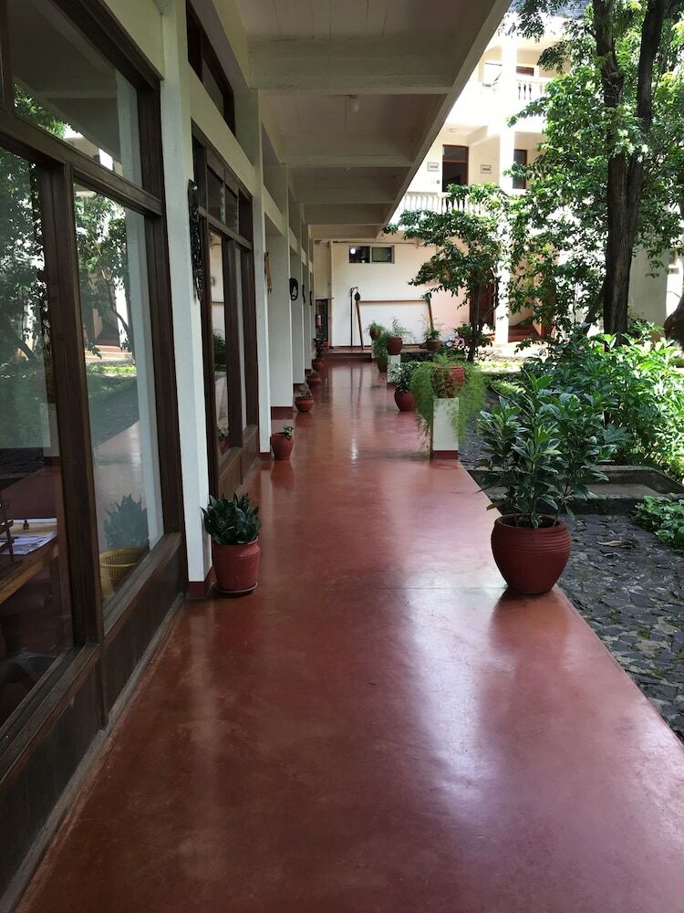 Hotel Bristol Cottages