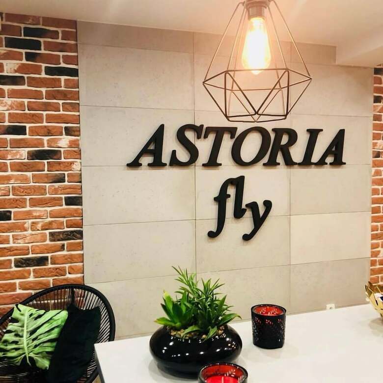 Hotel Astoria Fly