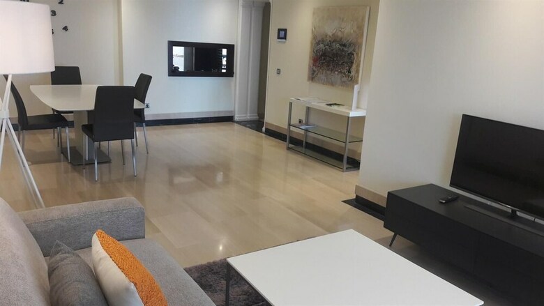 �beach Apartment With Spa & Gym